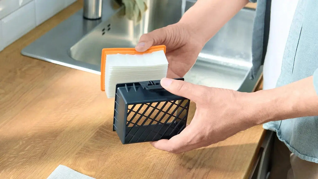 Series 4 Bagged Vacuum Cleaner Blue